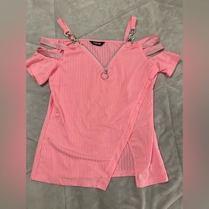 Cute pink top with rhinestones! Size L